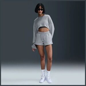 grey nike sweatshorts (phoenix fleece) size s